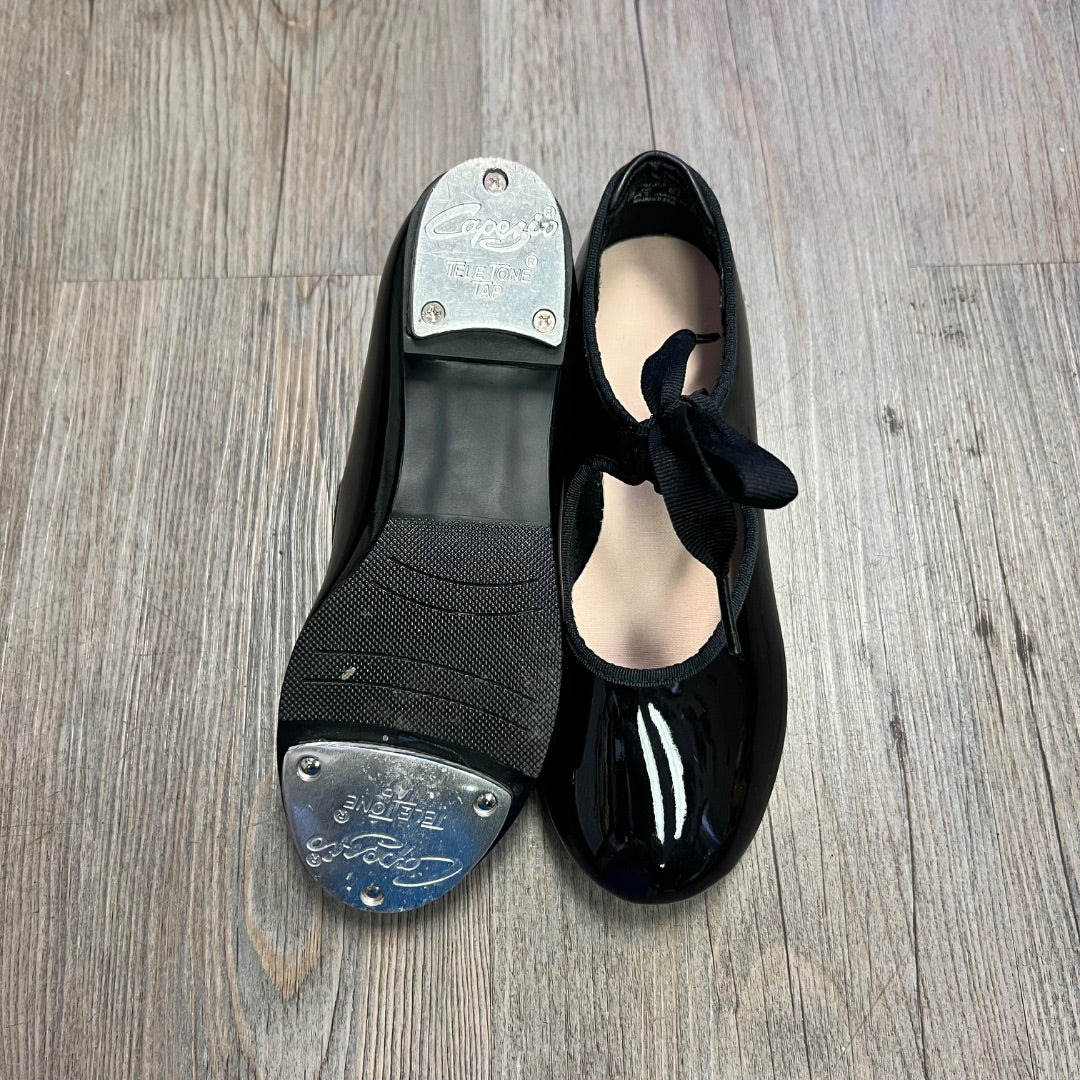 Black Capezio Tap Shoes, 13.5Y