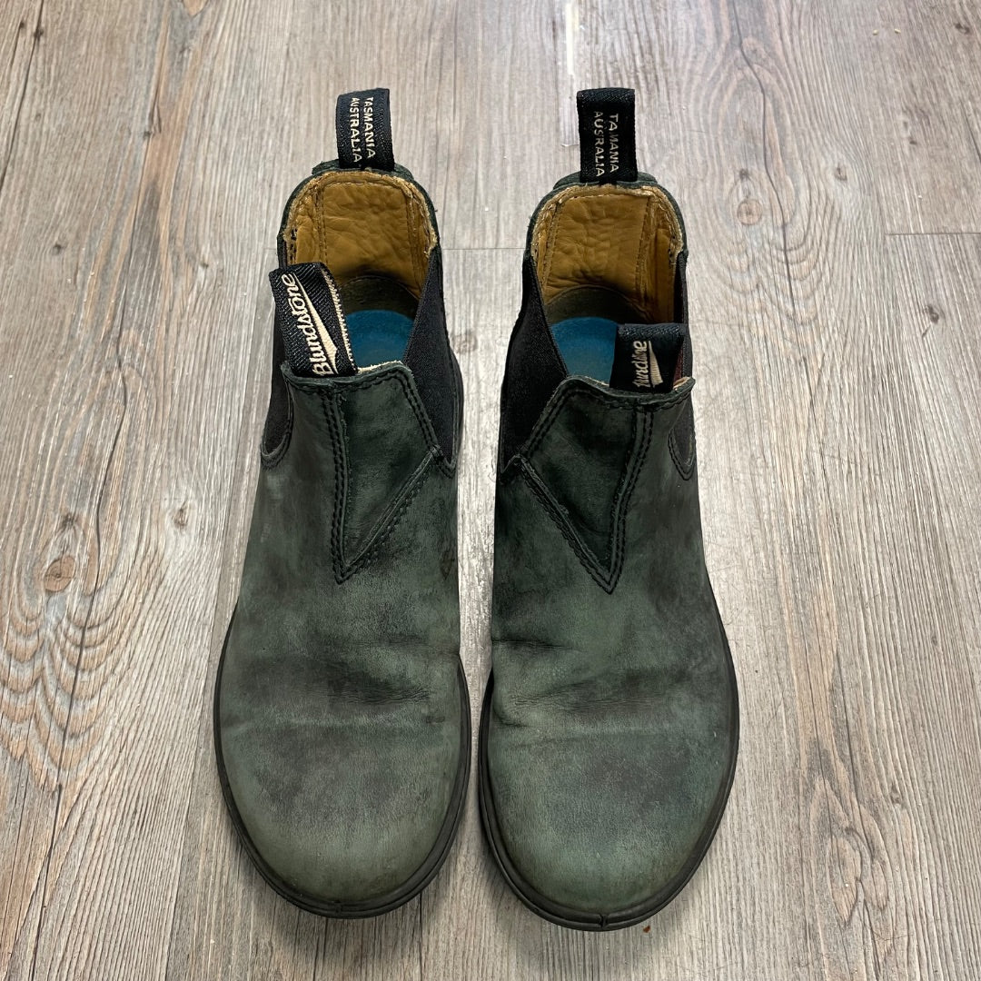 Rustic Black Blundstone Blunnies, 3Y