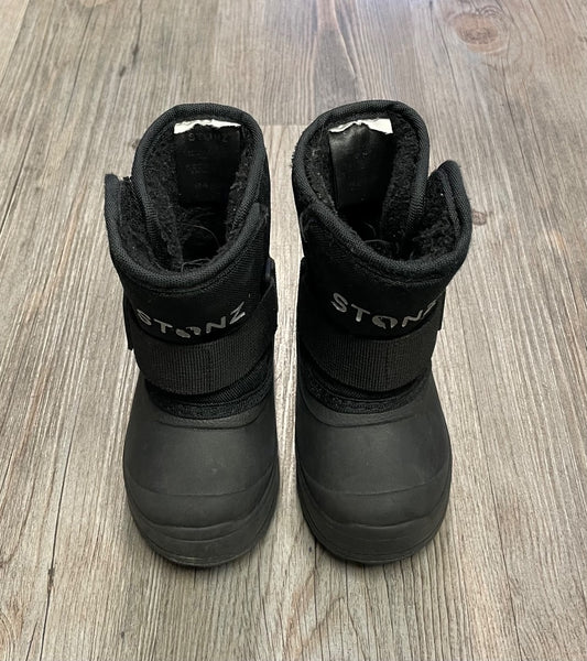 Black Stonz Winter Boots, 5T