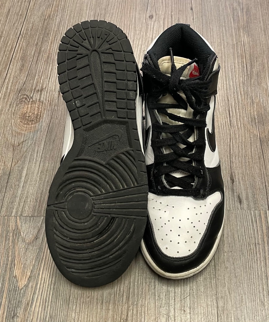 Black ,White Nike Hightop Basketball Shoes, 7.5Y
