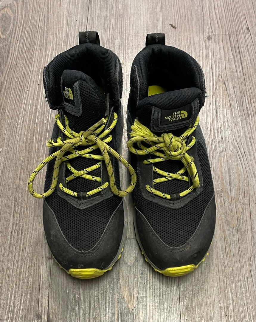 Black,Yellow Northface Hiking Shoes, 4.5Y