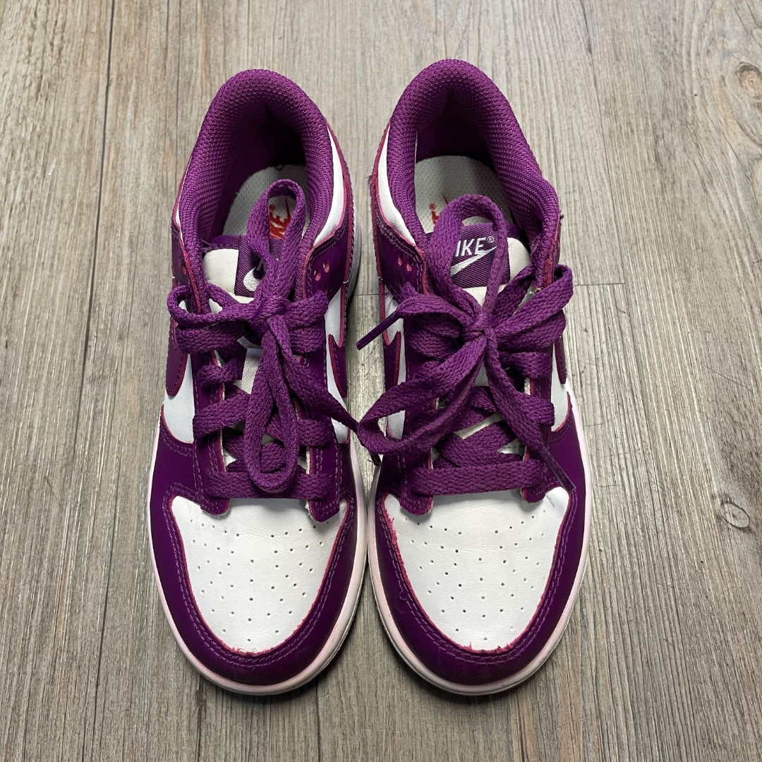 Purple White Nike Lace Up Sneaker, 1Y