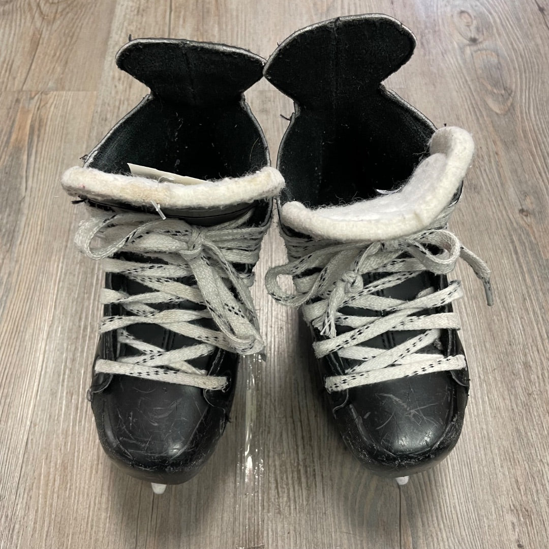 Black Bauer Supreme 140, 11Y