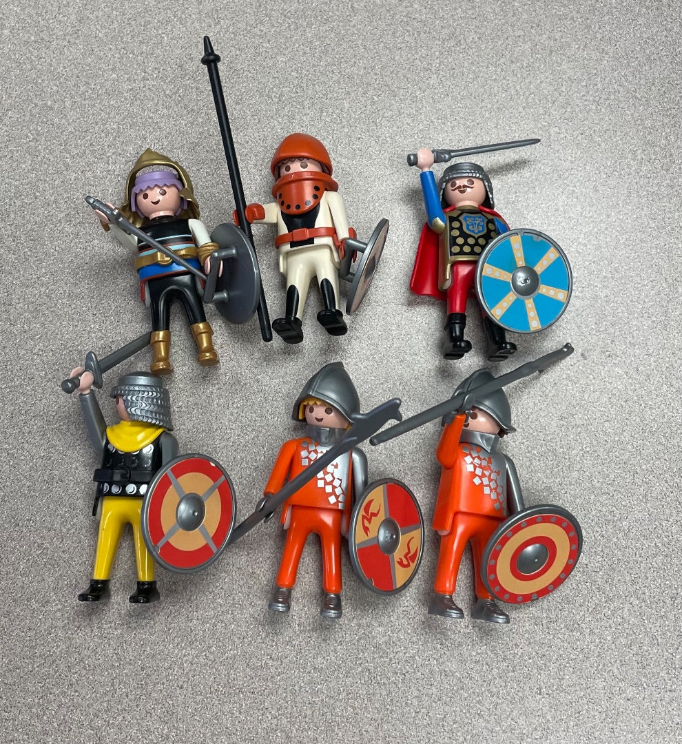Playmobile 6 Knights with Shields