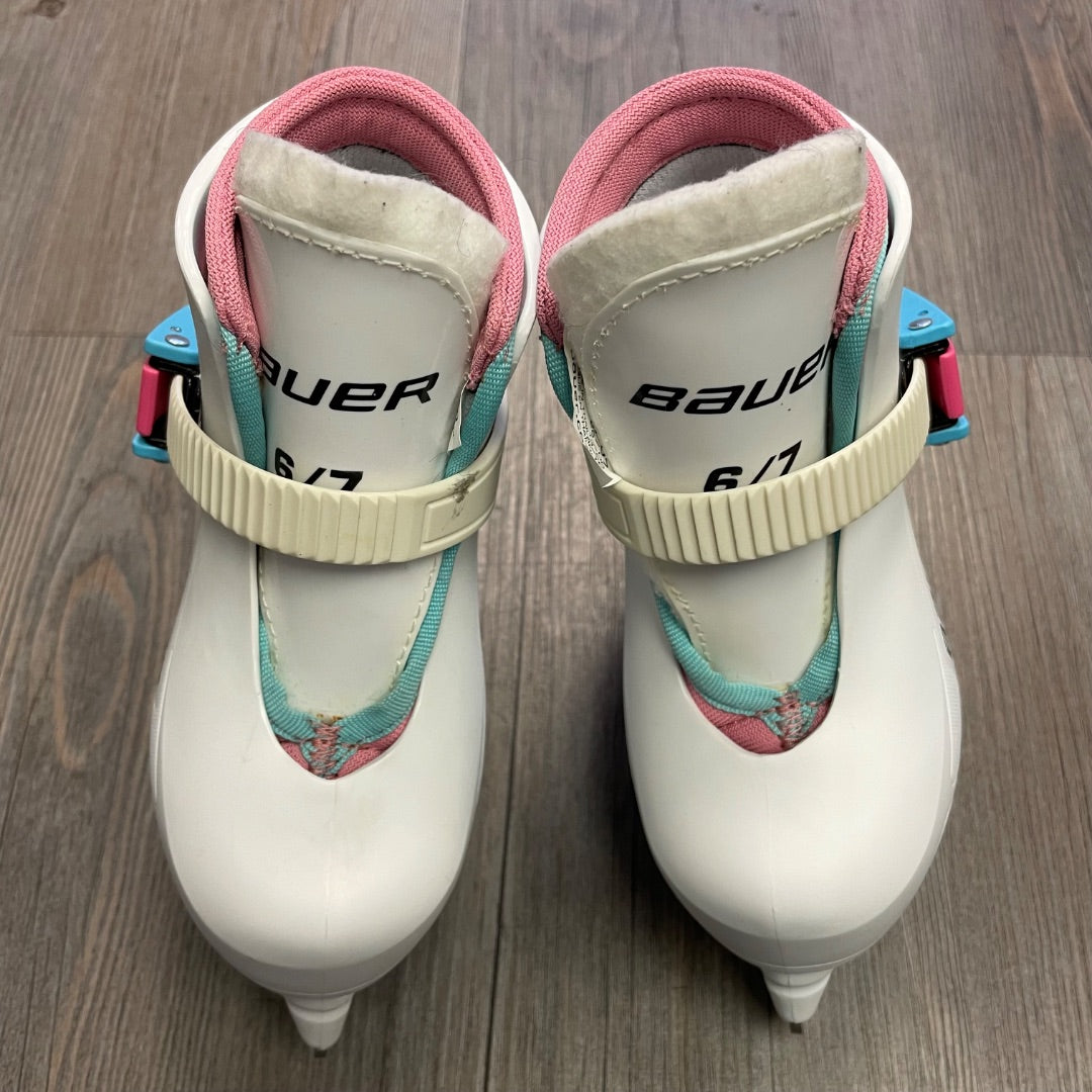 White Bauer Hockey Skates, 6-7T