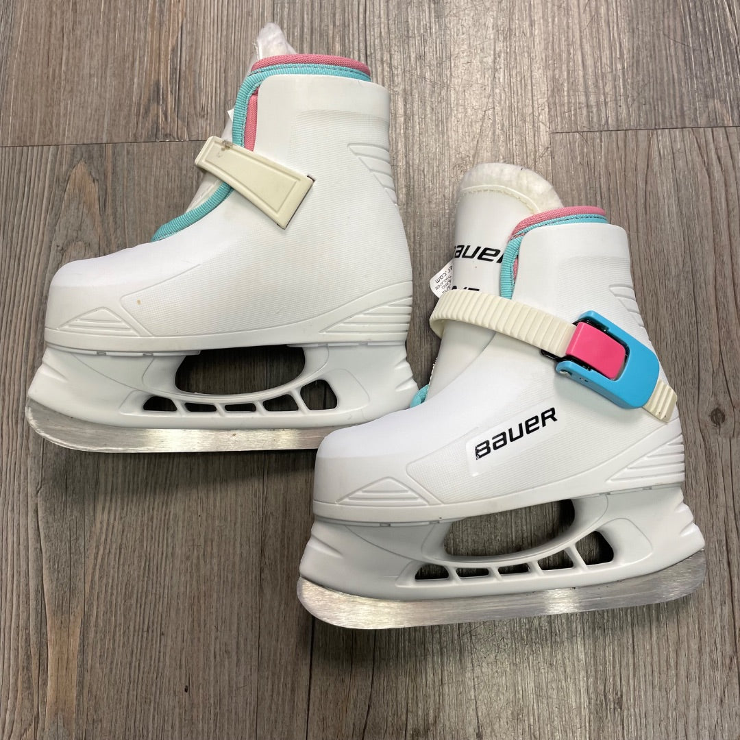 White Bauer Hockey Skates, 6-7T