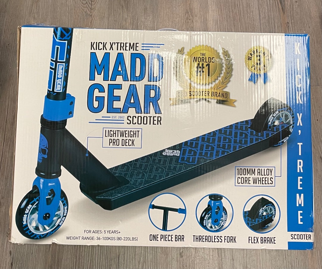Blue Madd Gear Kick Xtreme Scooter, 8Y+