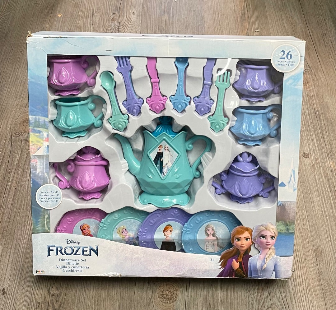 Multi Colour Frozen Dinnerware Set, 3Y+