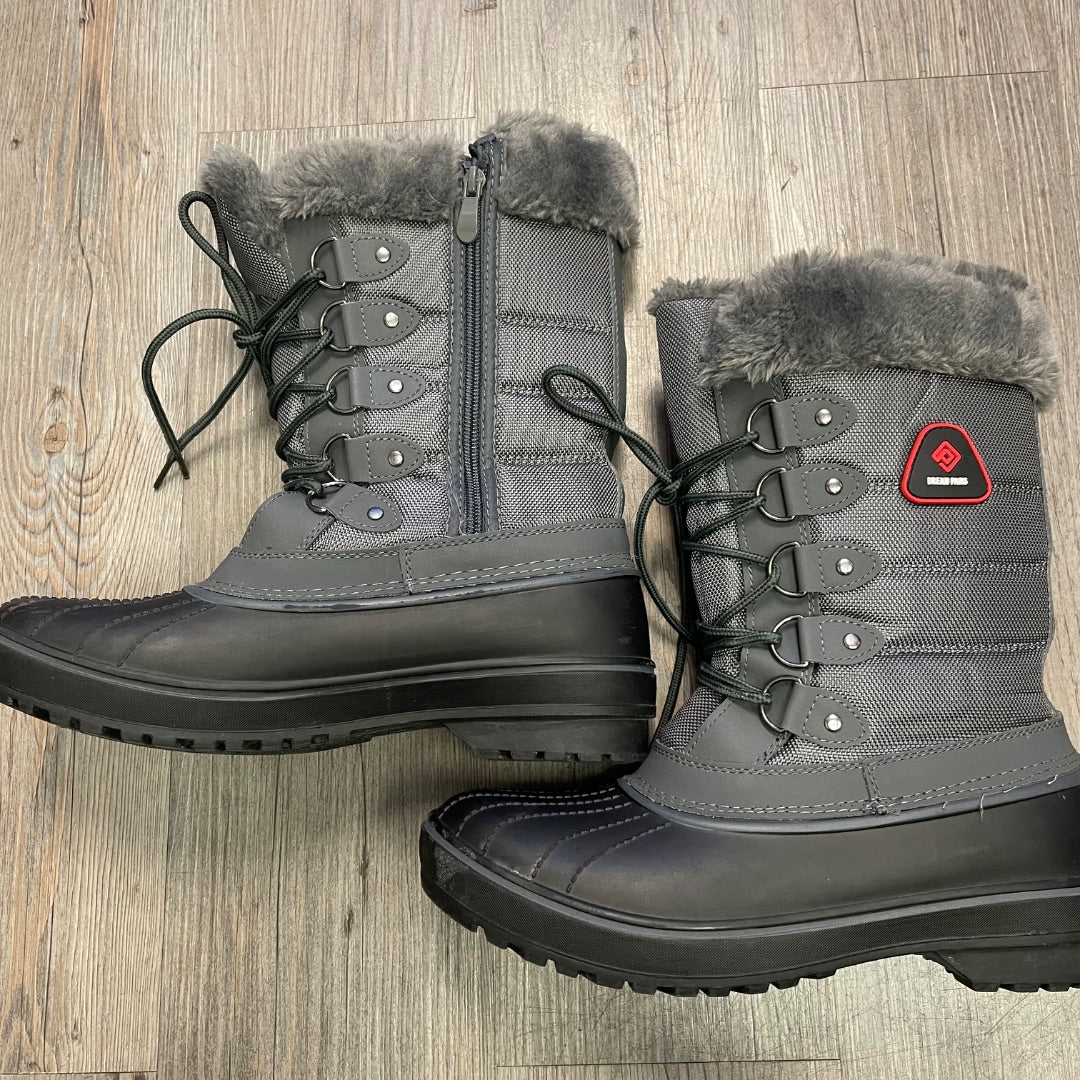 Grey Black Dream Pairs Winter Boots, 8Y