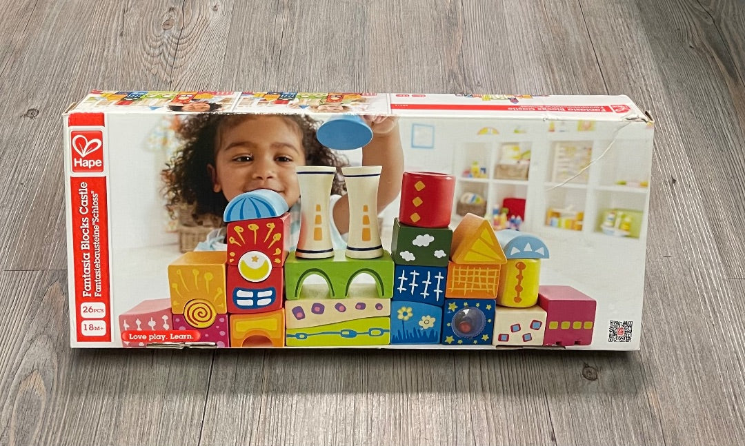 Multi Colour Hape Fantasia Blocks Castle, 18M+