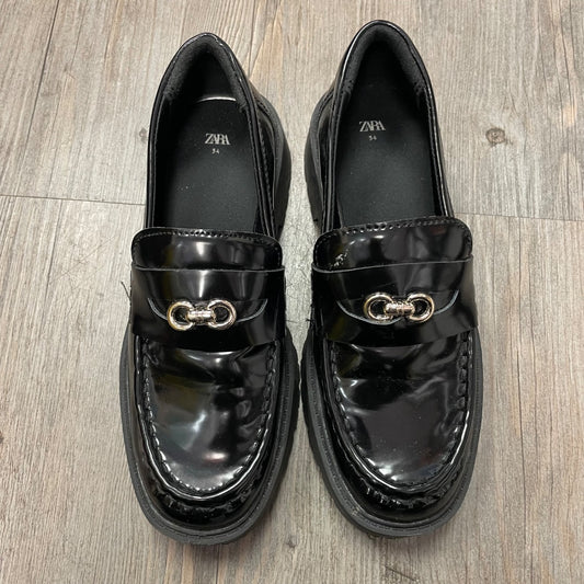 Black Zara Loafers, 2Y