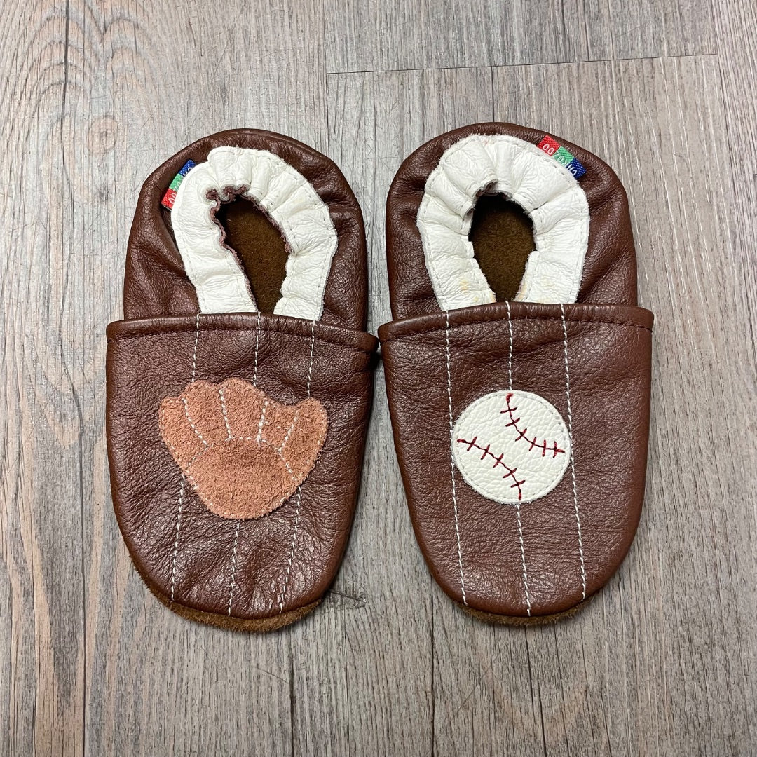 Choco Carozoo Moccasin Shoes, 4-5 Years Old