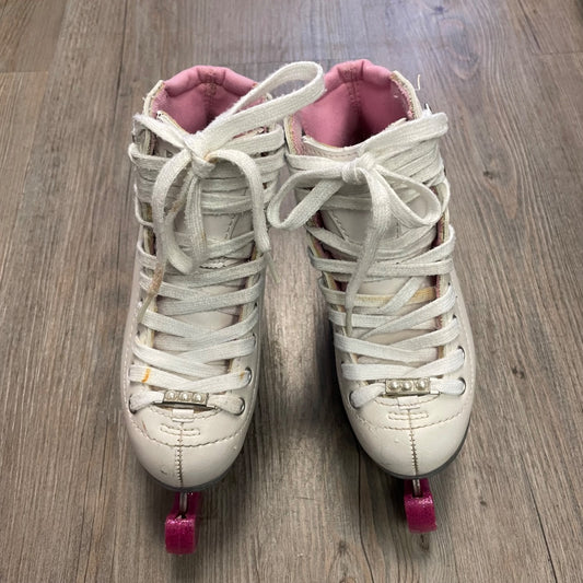 White Riedell Pearl Figure Skates, 12Y