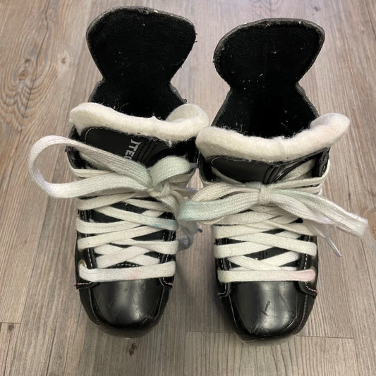 Black itech Hockey Skates, 9T
