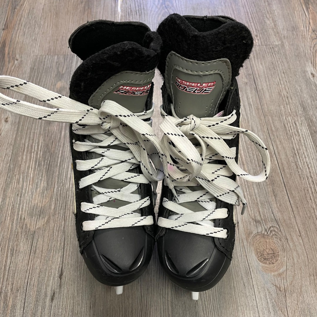 Black Hespeler Hockey Skates, 13Y