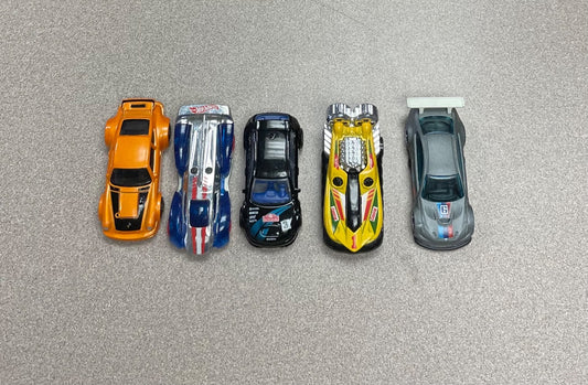 Multi Colour HotWheels Assorted Cars, 5PCS