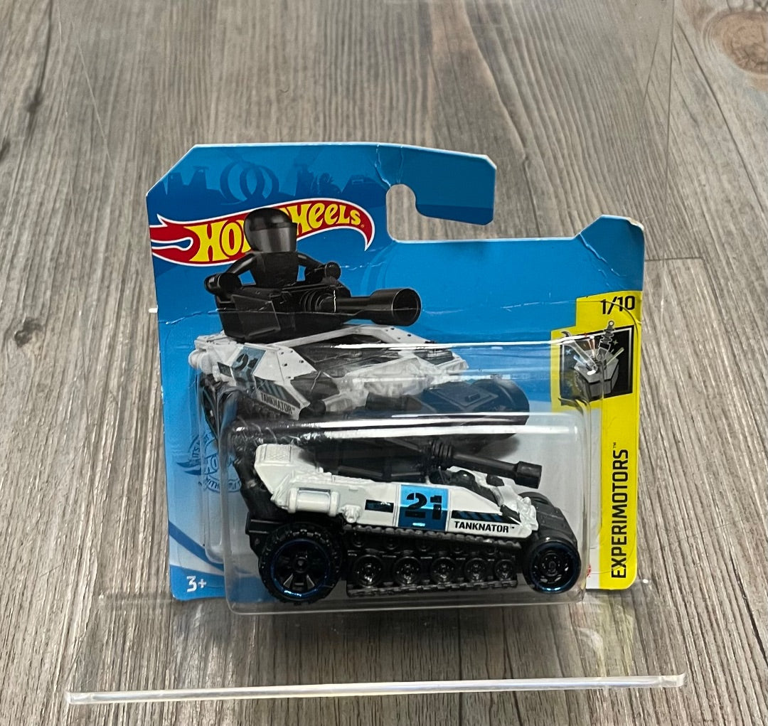 White,Black Hotwheels Tanknator, 3Y+