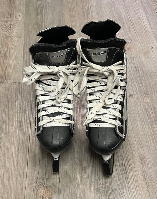 Black CCM Custom 01, 4Y