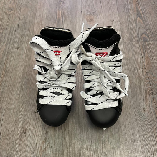 Black Hespeler Hockey Skates, 8T