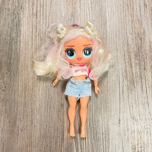 WhiteHair LOL OMG Marilyn Star Fashion Doll, 6 Inch
