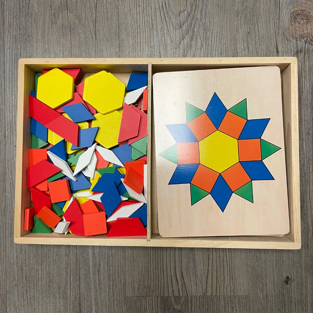 Multi Colour M&D Pattern Blocks& Boards, 3Y+