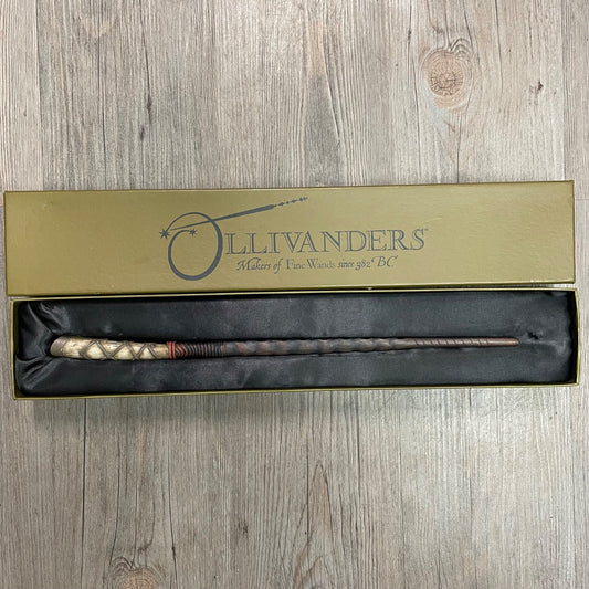 Ollivanders Holly8 Wand 15 Inch Collectible