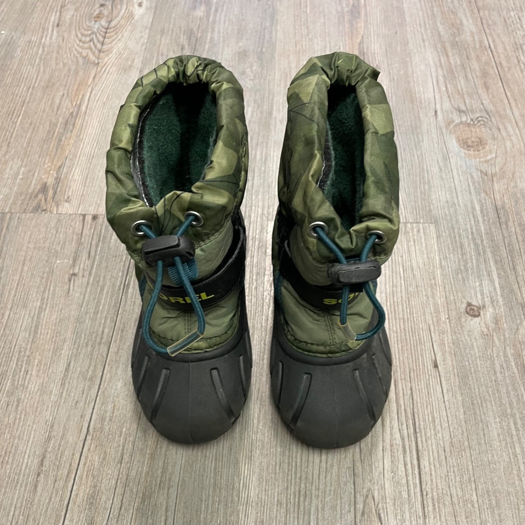 Camo Sorel Winter Boots, 8T