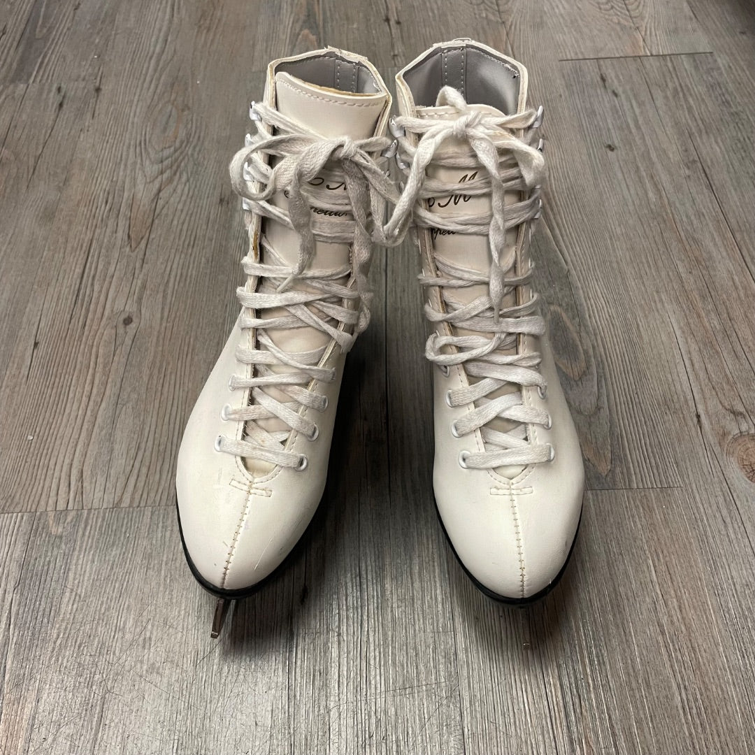 White CCM Figure Skates, 6Y