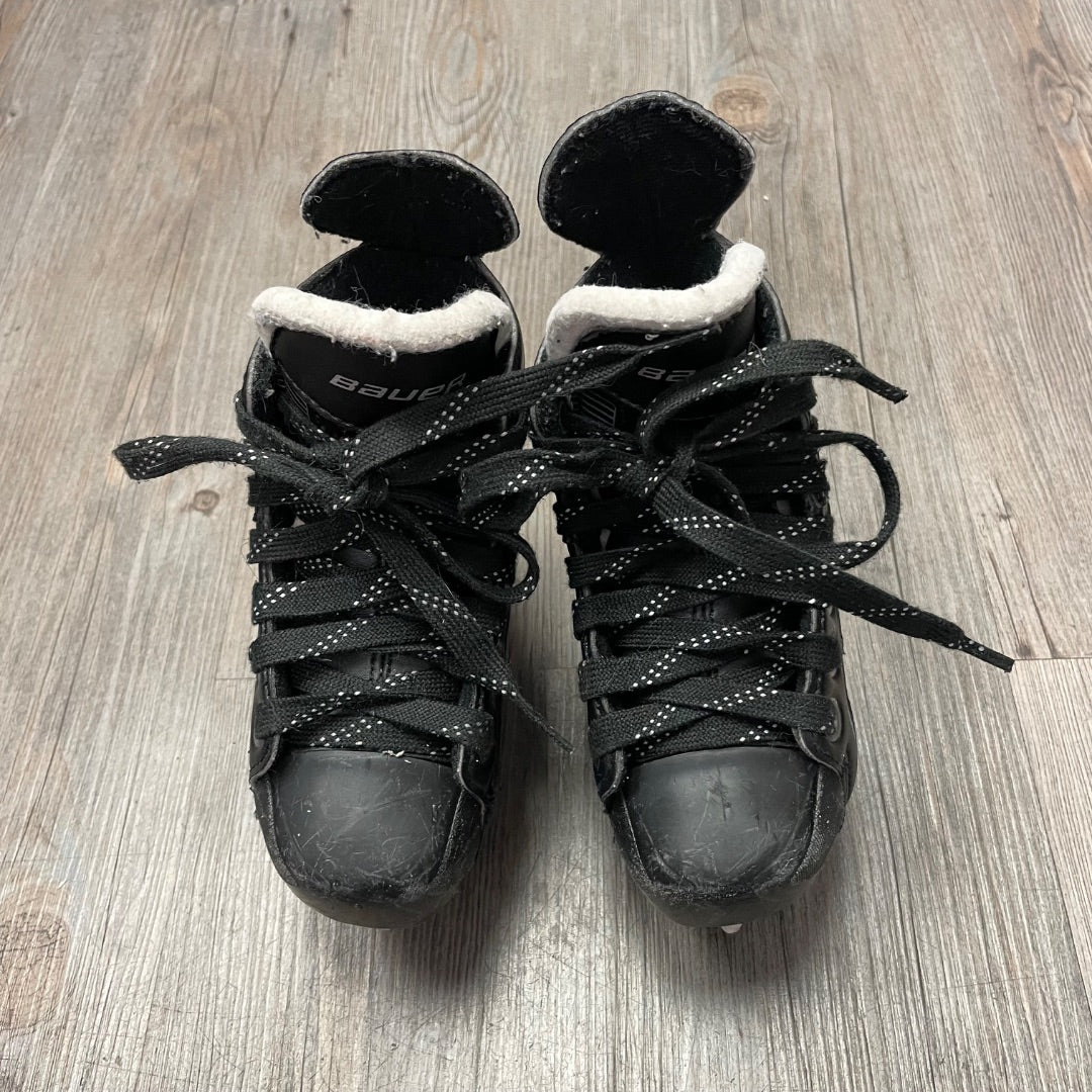 Black Bauer Supreme Hockey, 9T