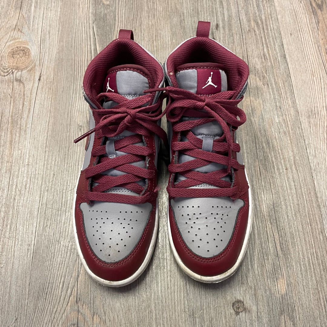 Maroon ,Grey Nike Jordan Lace Up Shoes, 3.5Y