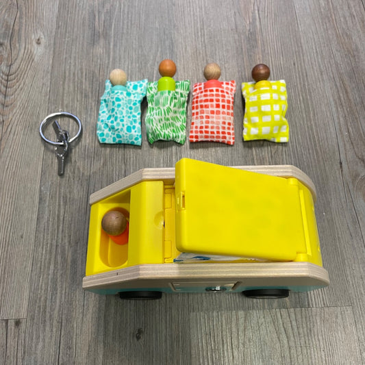 Wooden Lovevery Wooden Camper with Keys & 4, 10 Pcs