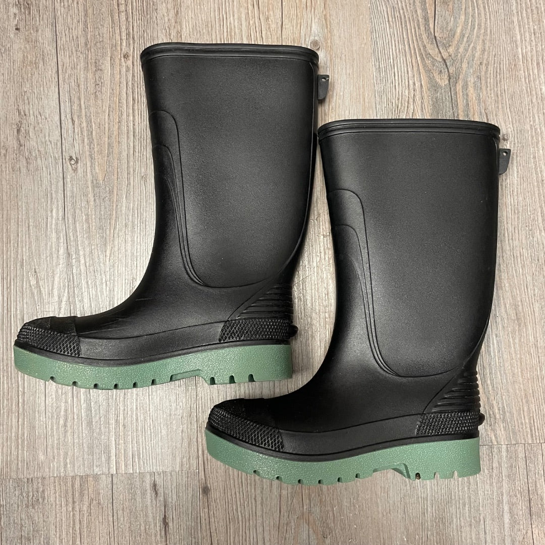 Black  Rain Boots, 11Y