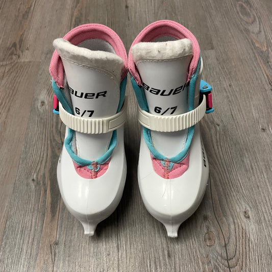 White Bauer Hockey Skates, 6-7T