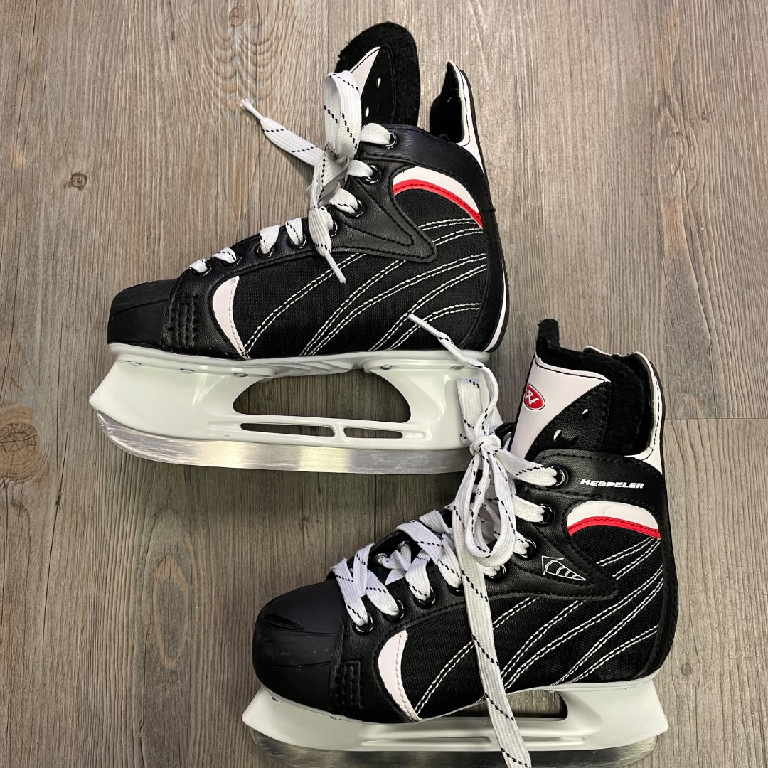 Black Hespeler Hockey Skates, 3Y