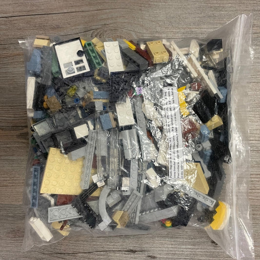 Multi Colour  Assorted Bag Of lego, Pre-owned