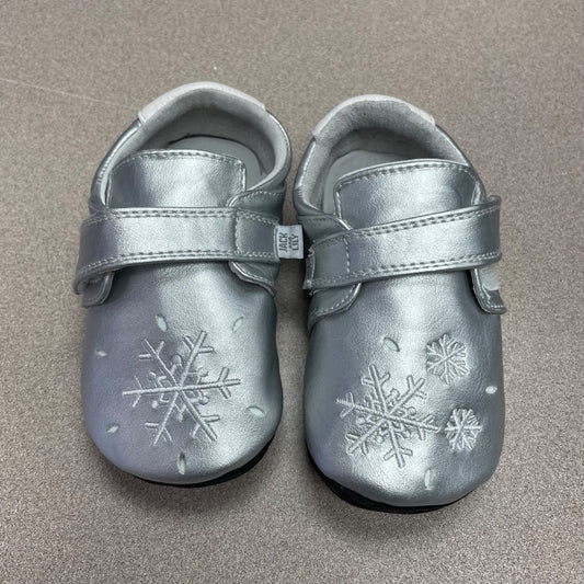 Silver Snowflakes Jack & Lily Shoes, 30-36M