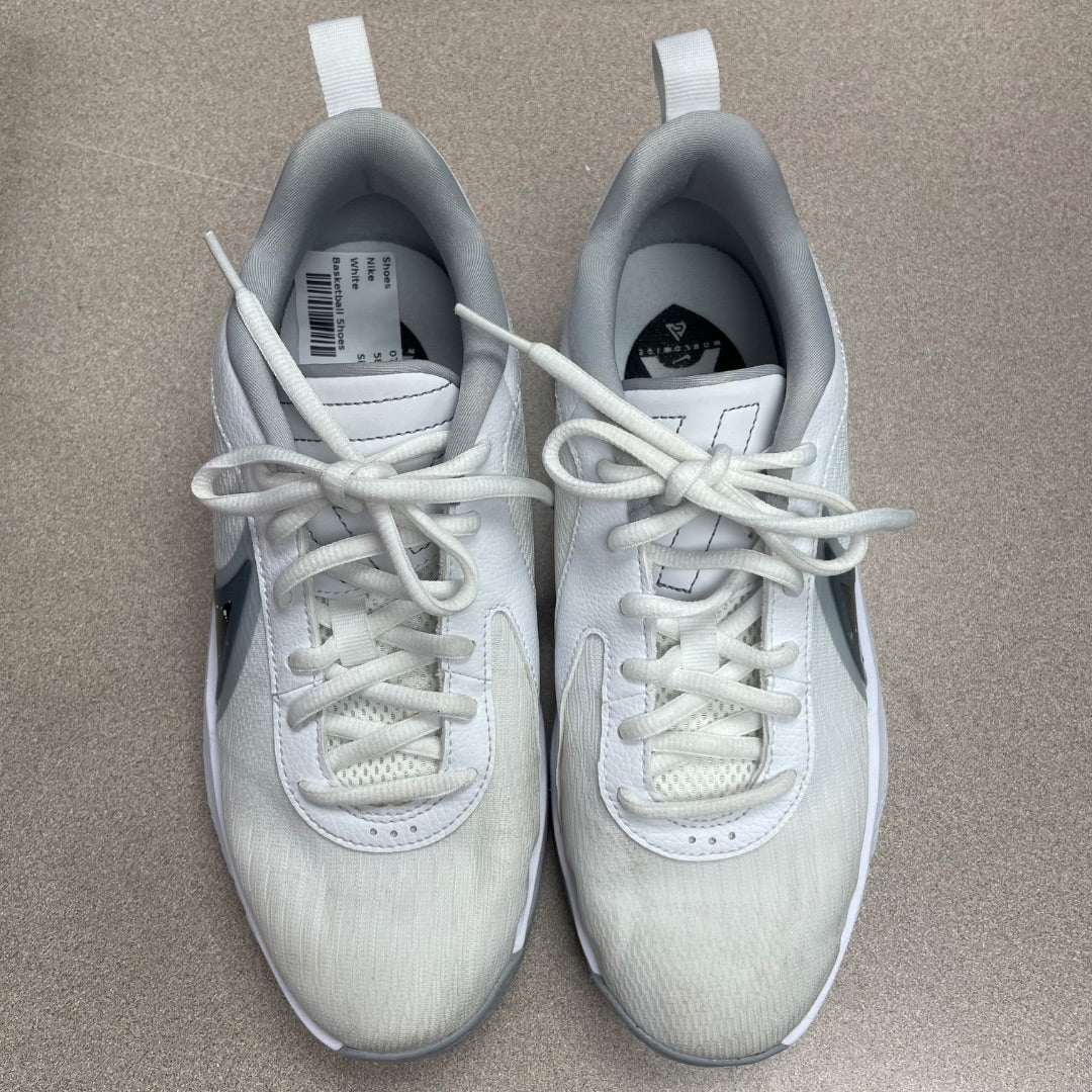 White Nike Basketball Shoes, 4.5Y