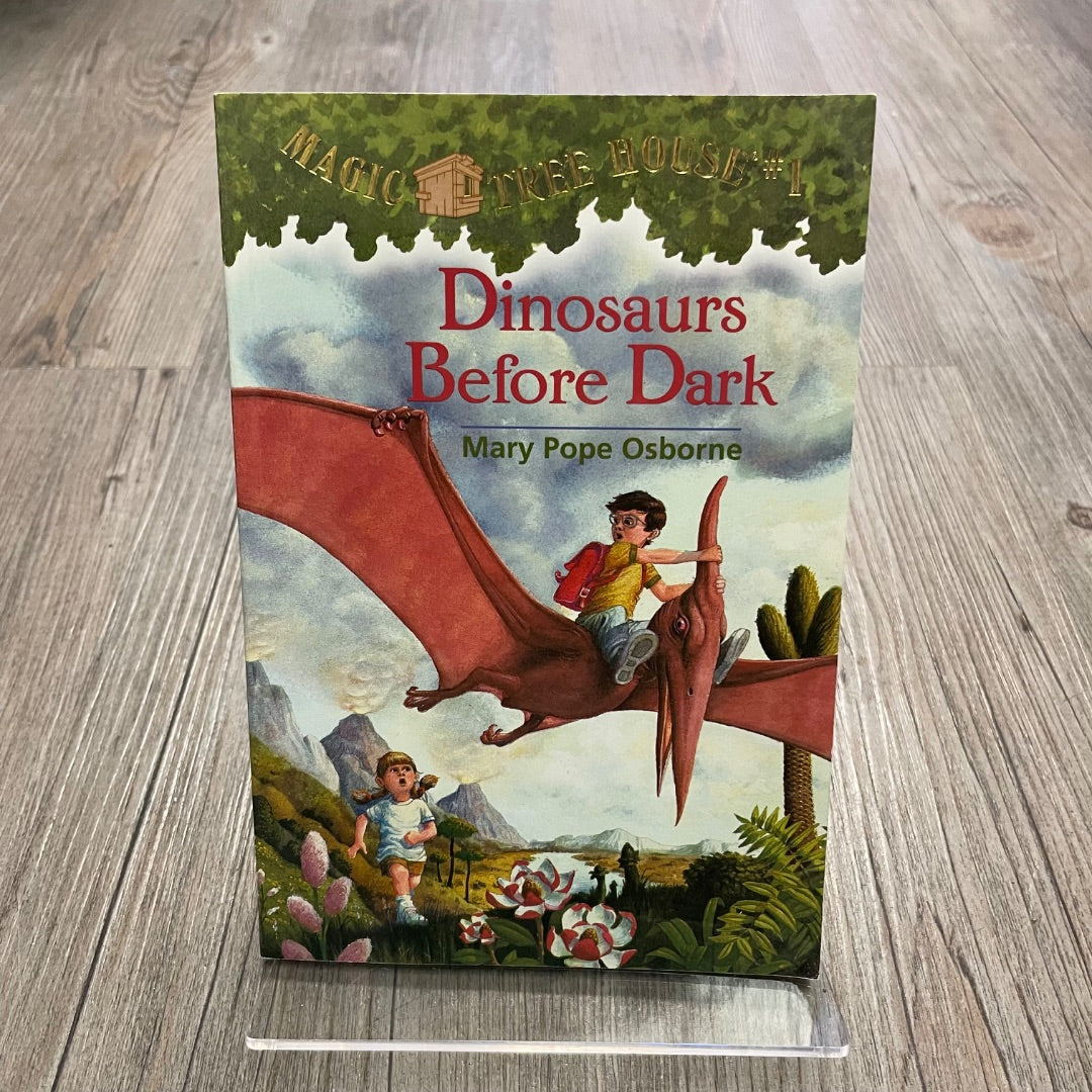 Multi Colour  Magic Tree House #1, Paperback