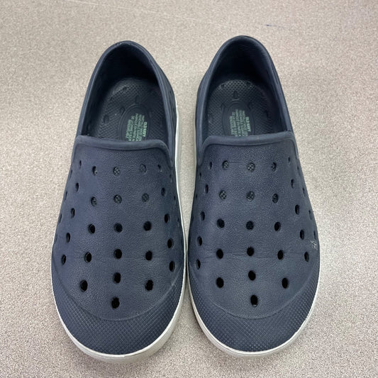 Navy Old Navy Perforated Shoes, 9T