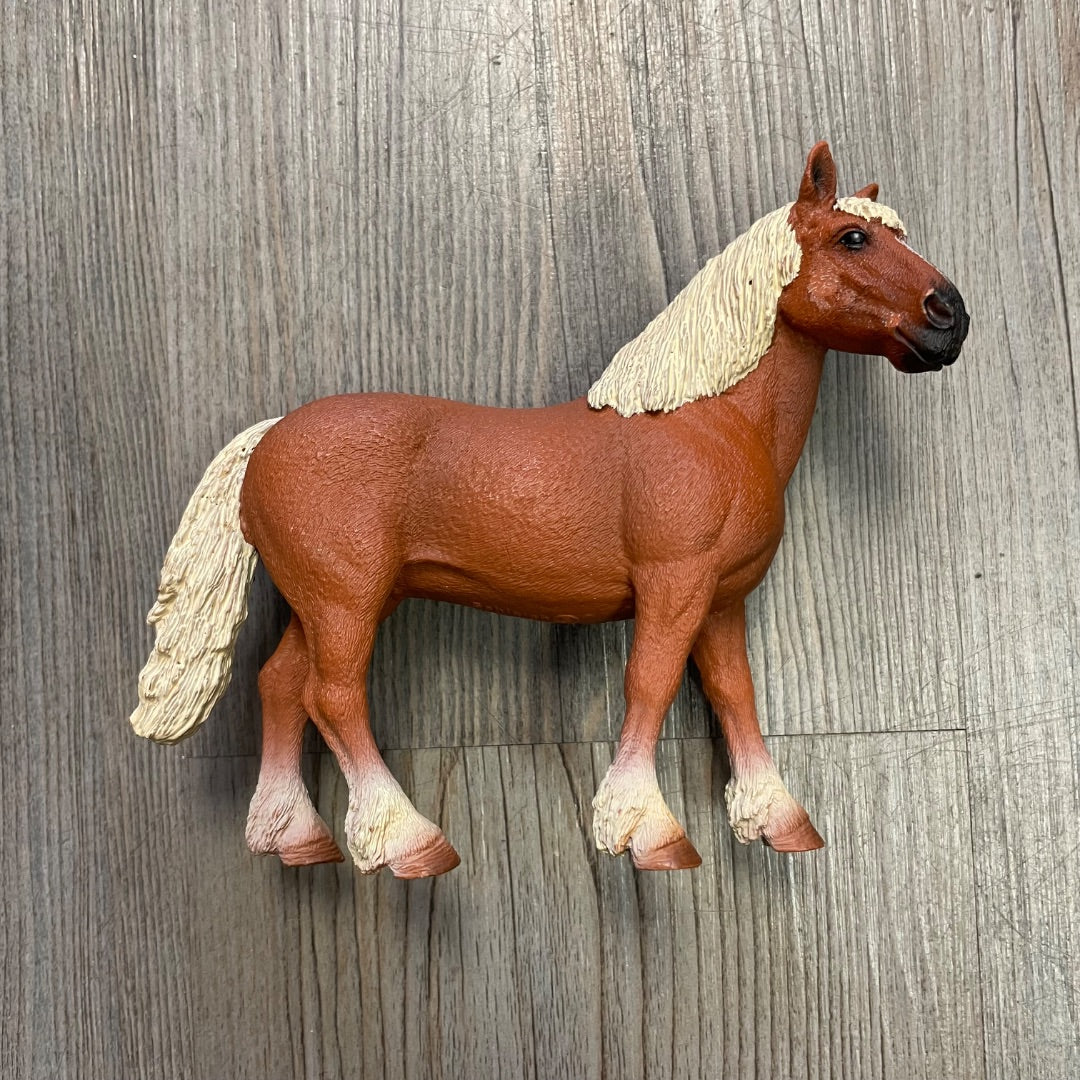 Brown Schleich Horse, 6 inch