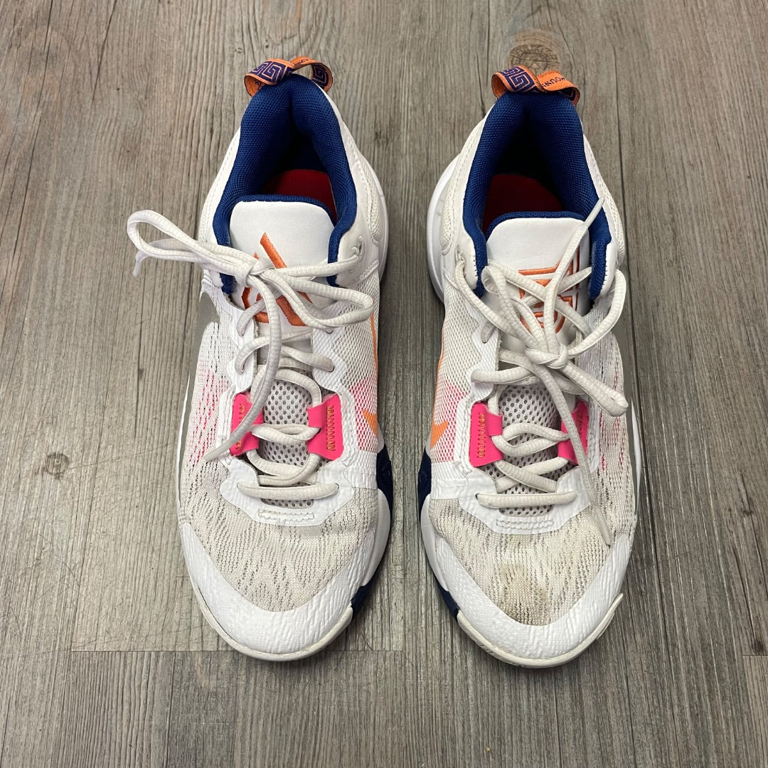 White Nike Antekounmpo Shoes, 4Y