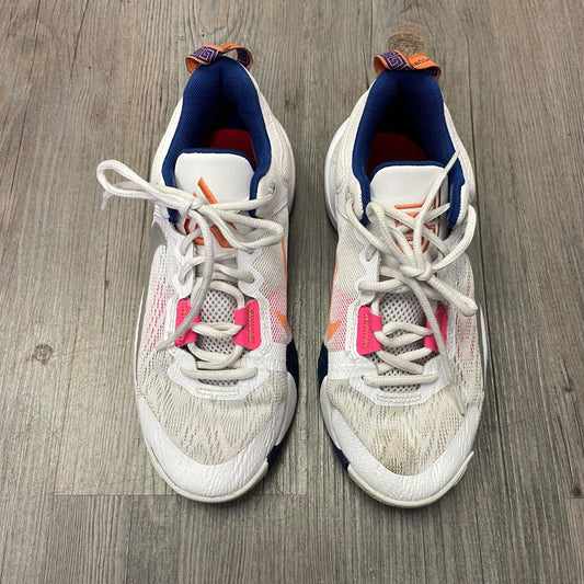 White Nike Antekounmpo Shoes, 4Y