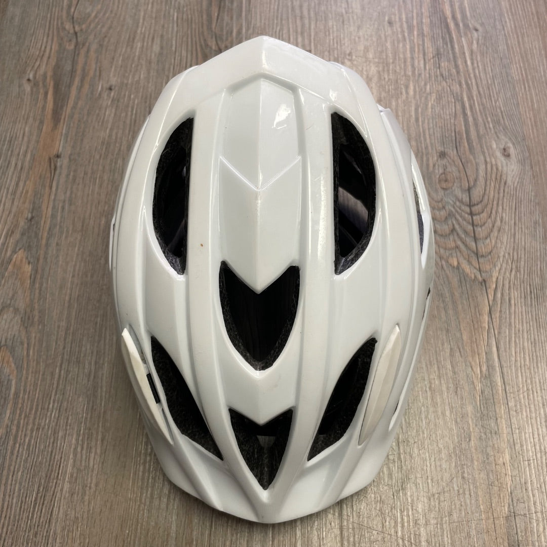 White P' Nut Lazer Bike Helmet, 18.11-19-69 Inch