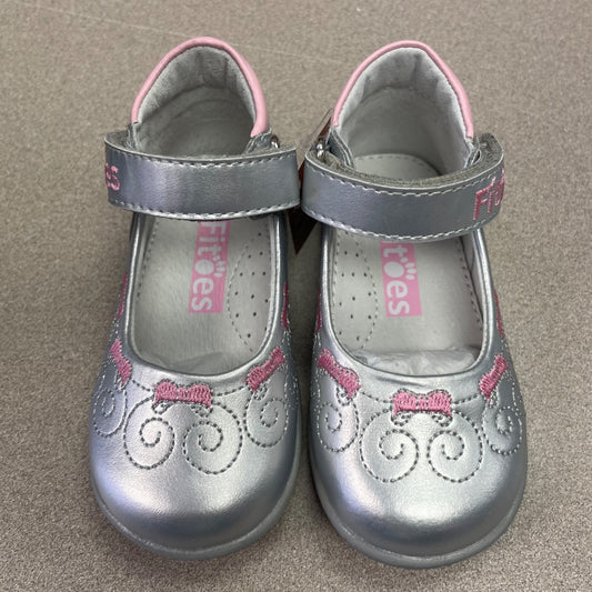 Silver ,Pink Fitoes NEW Mary Jane Shoes, 5T