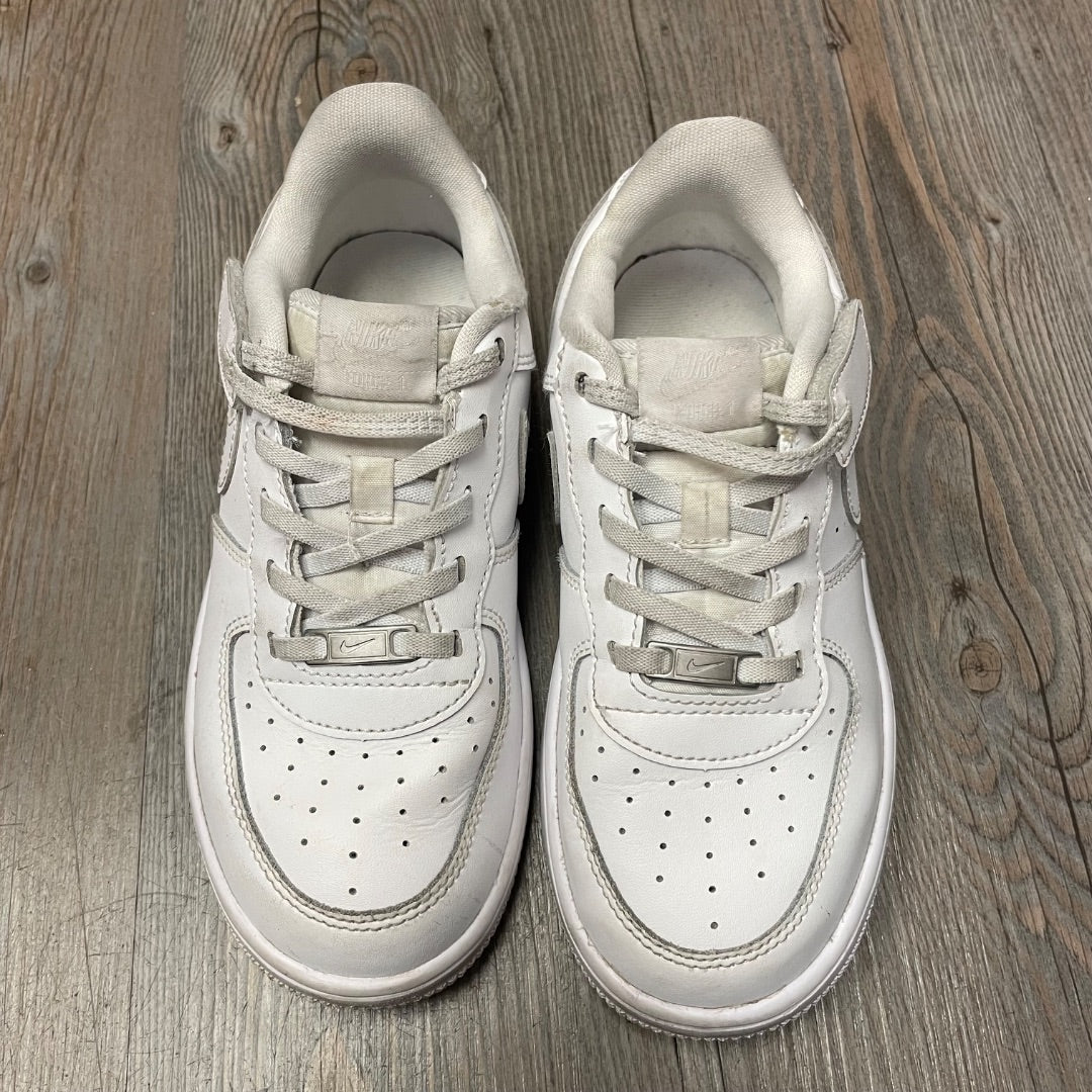White Nike Slip On Shoes, 2Y