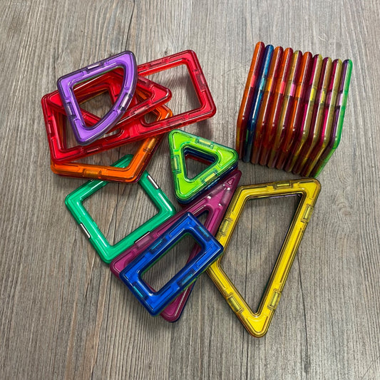 Multi Colour Magformers 26 PCS Magnetic Tiles, Pre-owned
