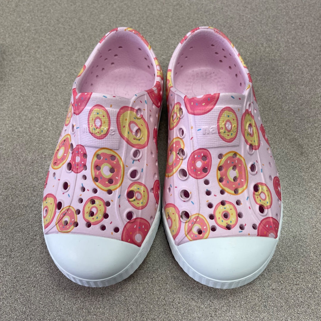 Barely Pink Donut Native Jefferson Child, C7