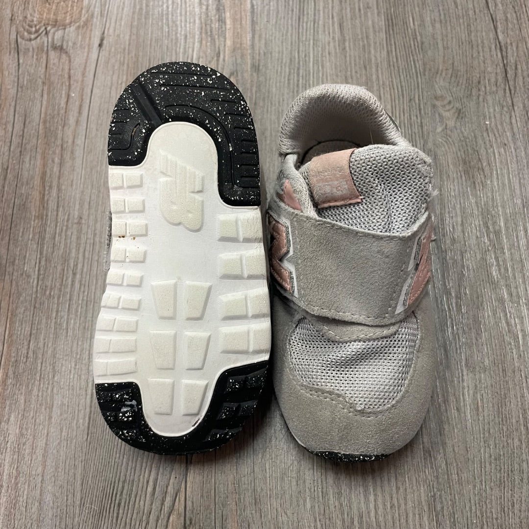 Grey Pink New Balance Velcro Shoes, 6.5T