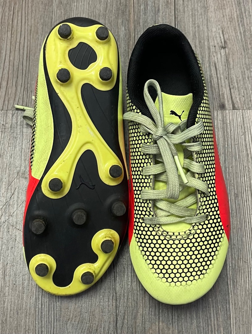 Yellow Puma Outdoor Soccer Cleats, 13Y