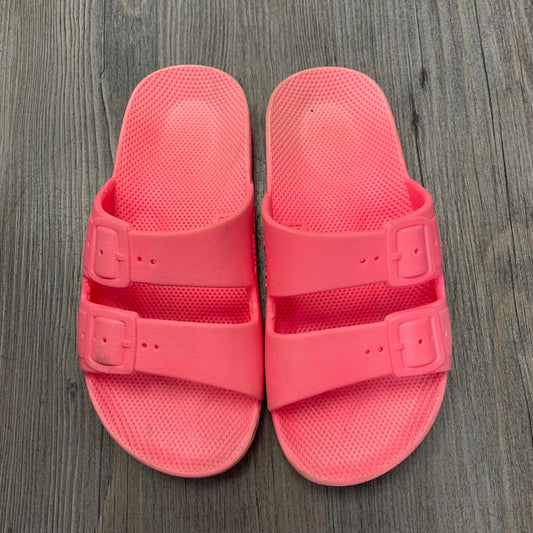 Coral Moses Slides, 12Y